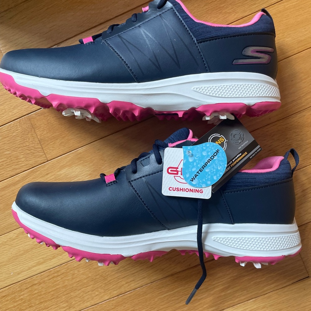 Skechers Navy and Pink GOLF Sneakers - new with tags - Size 6 kids - ladies 7.5 - Picture 3 of 5